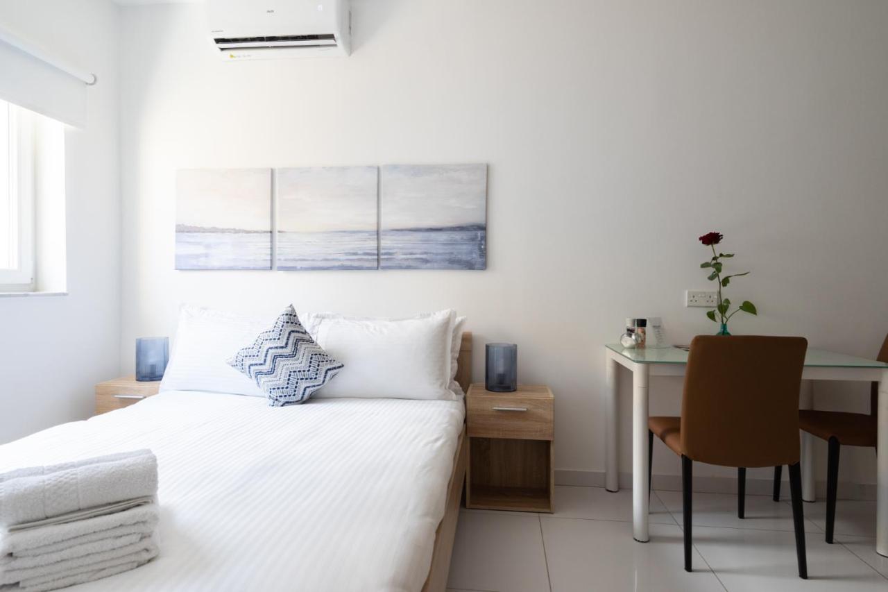 Marina Studios Cospicua Luaran gambar