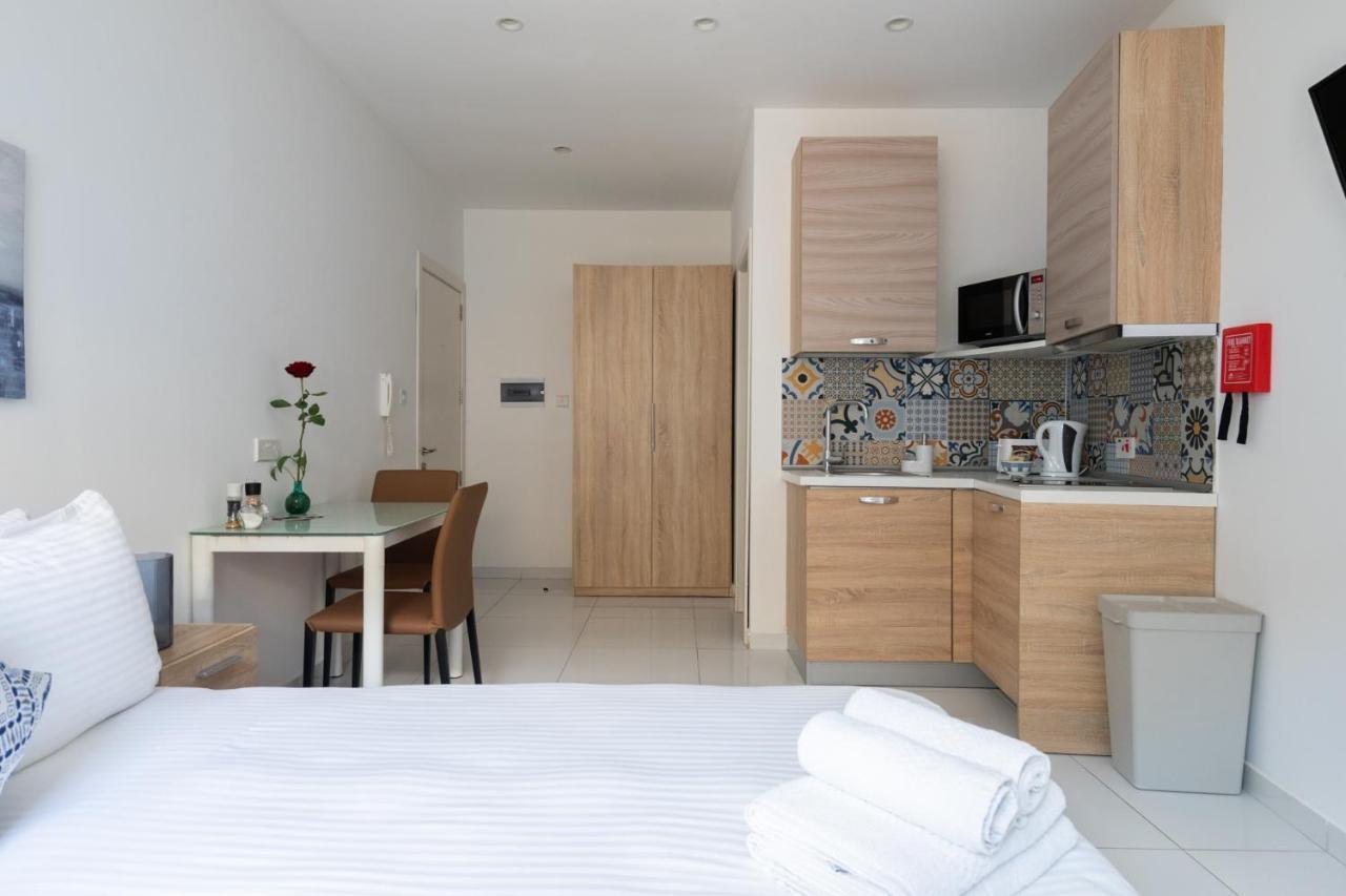 Marina Studios Cospicua Luaran gambar