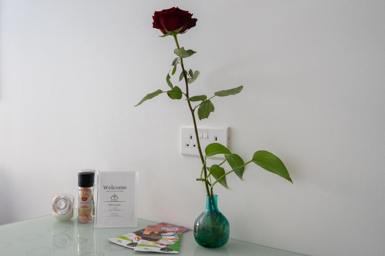 Marina Studios Cospicua Luaran gambar