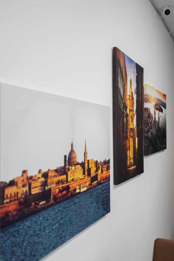 Marina Studios Cospicua Luaran gambar