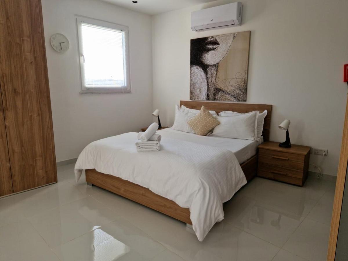 Marina Studios Cospicua Luaran gambar