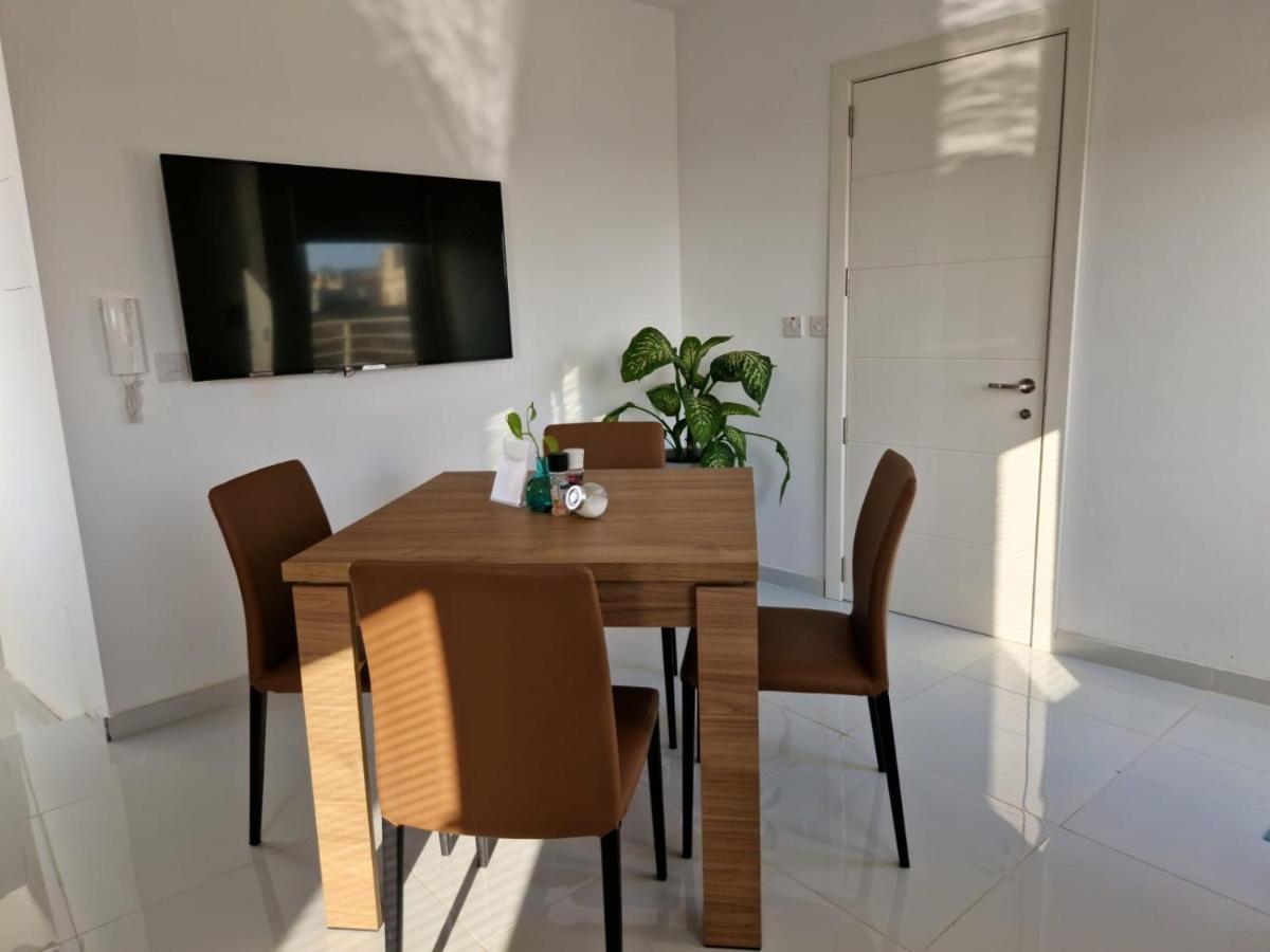 Marina Studios Cospicua Luaran gambar